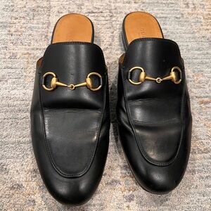 Gucci slides size 38.5